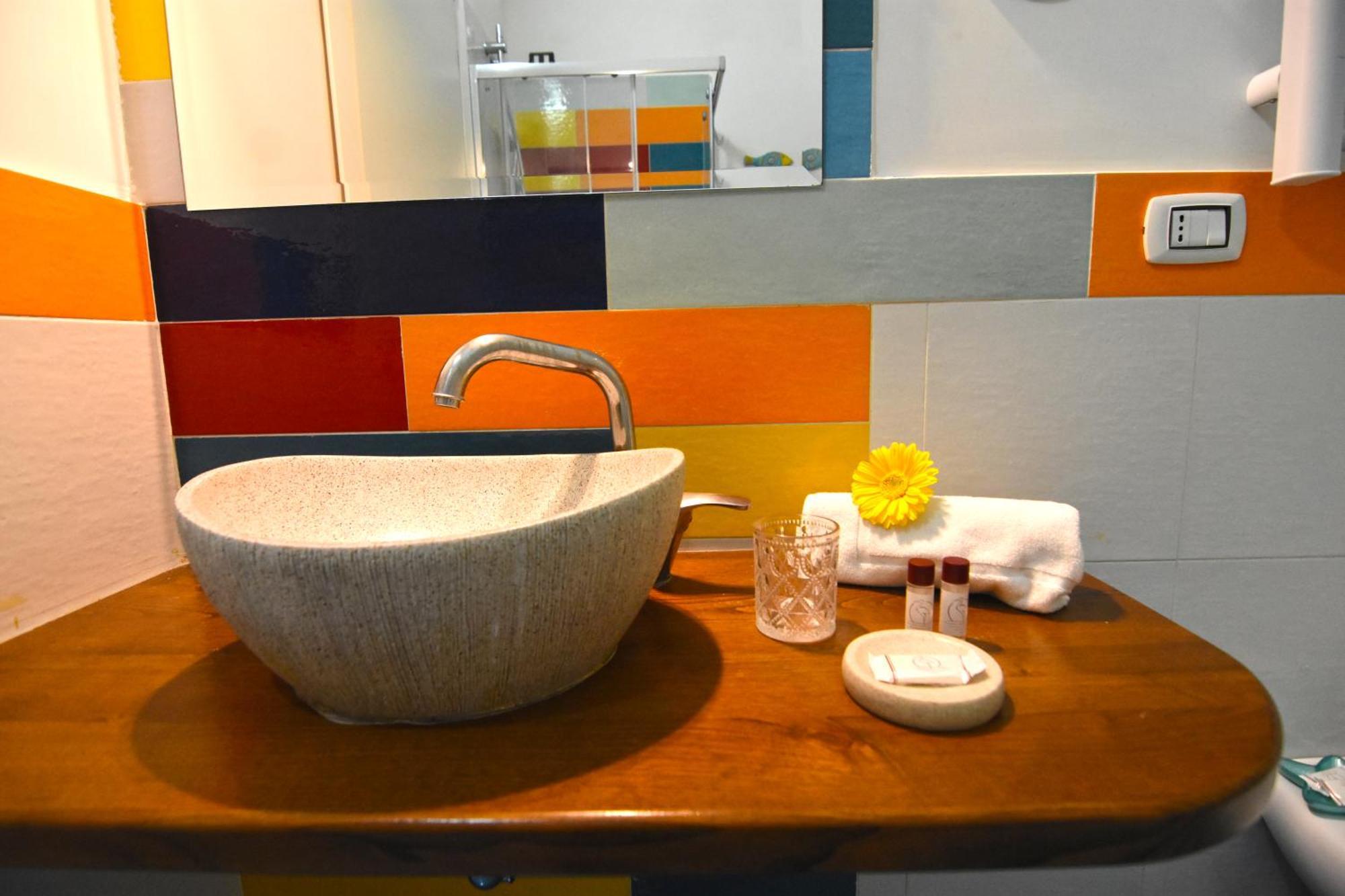 Sunrise Luxury 2* Napoli
